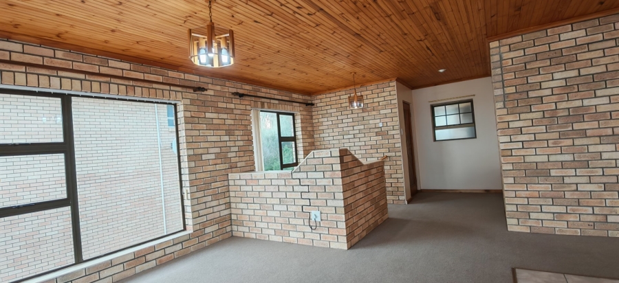 5 Bedroom Property for Sale in Dana Bay Western Cape
